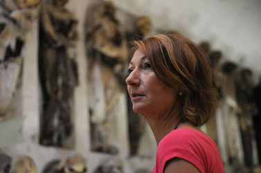 Le CATACOMBE di Palermo documentario film. Fotografie di scena e set di Giulio Azzarello &copy;2014.