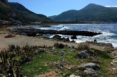 CAPO GALLO riserva marina e naturalistica a Palermo panoramiche e particolari. Fotografie di Giulio Azzarello ©2014. CAPO GALLO riserva marina e naturalistica a Palermo panoramiche e particolari. Fotografie di Giulio Azzarello ©2014.