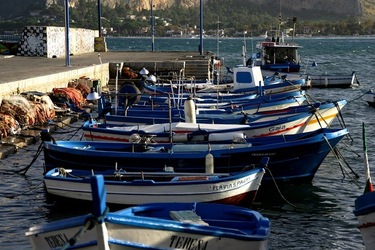 LUOGHI SICILIANI fotografie di Giulio Azzarello ©2020