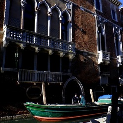 VENEZIA fotografie di Giulio Azzarello &copy;2022.