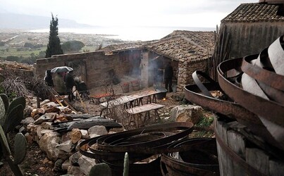 IL PRESEPE VIVENTE DI CUSTONACI in Sicilia. Fotografie di Giulio Azzarello ©2014. IL PRESEPE VIVENTE DI CUSTONACI in Sicilia. Fotografie di Giulio Azzarello ©2014.