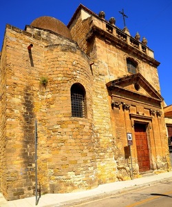 IL CASTELLO della ZISA di PALERMO. Fotografie di Giulio Azzarello ©2018. IL CASTELLO della ZISA di PALERMO. Fotografie di Giulio Azzarello ©2018.