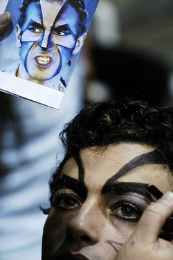 NOTREDAM de PARIS con giovani artisti. Fotografie di Giulio Azzarello ©2014. NOTREDAM de PARIS con giovani artisti. Fotografie di Giulio Azzarello ©2014.