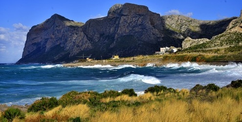 COSTA SICILIANA fotografie di Giulio Azzarello &copy;2020.