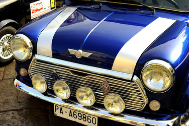 RADUNO di auto classiche MiniCooper. Fotografie di Giulio Azzarello &copy;2016.