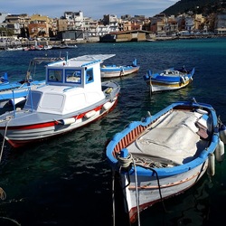 BARCHE. Fotografie di Giulio Azzarello ©2022.