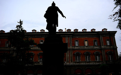 BOLOGNA centro storico. Fotografie di Giulio Azzarello ©2016. BOLOGNA centro storico. Fotografie di Giulio Azzarello ©2016.