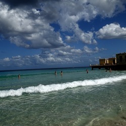 MONDELLO. Fotografe di Giulio Azzarello &copy;2023.