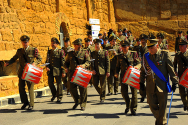 Mandorlo in Fiore la sfilata. Fotografie di Giulio Azzarello &copy;2017.