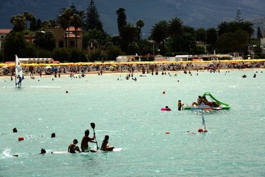 MONDELLO. Fotografe di Giulio Azzarello &copy;2023.