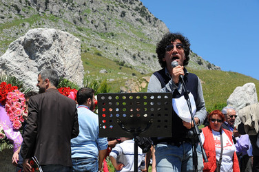 PORTELLA della Ginestra in Sicilia. Fotografie di Giulio Azzarello &copy;2014.