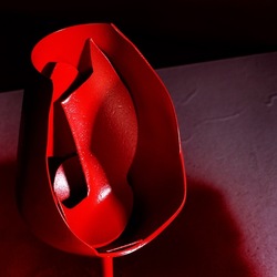 CALICE ROSSO. Fotografia di Giulio Azzarello &copy;2023.