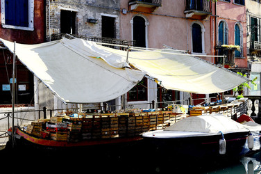 I SESTRIERI di VENEZIA fotografie di Giulio Azzarello &copy;2016.