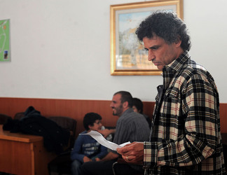 ENRICO LO VERSO famoso attore italiano di origini siciliane. Fotografie di scena e set di Giulio Azzarello &copy;2014.