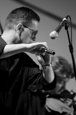 GIOVANNI SOLLIMA in concerto. Fotografie di Giulio Azzarello &copy;2014.