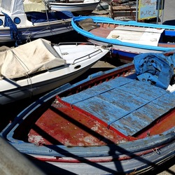 BARCHE. Fotografie di Giulio Azzarello &copy;2022.