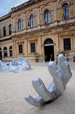 SIRACUSA arte a Ortiggia. Fotografie di Giulio Azzarello &copy;2014.