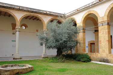 MUSEO DIOCESANO di Marsala. Fotografie di Giulio Azzarello &copy;2014.