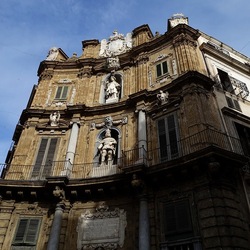 PALERMO. Fotografie di Giulio Azzarello ©2022. PALERMO. Fotografie di Giulio Azzarello ©2022.