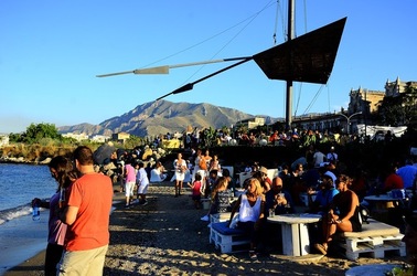 LA COSTA e il PORTO di PALERMO fotografie di Giulio Azzarello &copy;2018.