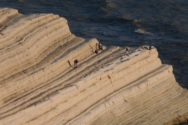 SCALA DEI TURCHI in Sicilia. Fotografie di Giulio Azzarello &copy;2014.