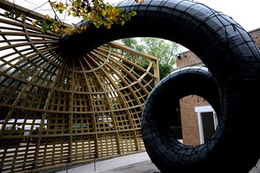 BIENNALE di VENEZIA Arte Contemporanea Giardini. Fotografie di Giulio Azzarello &copy;2020.