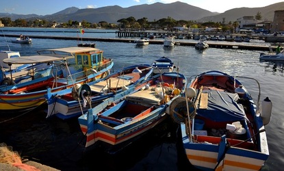 BARCHE da PESCA fotografie di Giulio Azzarello &copy;2019.