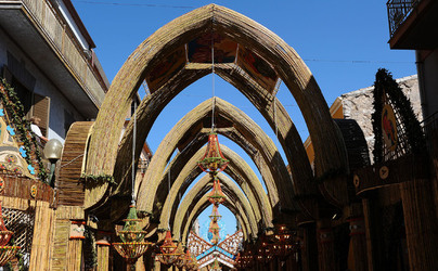 GLI ARCHI DI PASQUA a San Biagio Platani in Sicilia. Fotografie di Giulio Azzarello &copy;2014.
