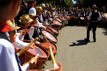 Tamburai siciliani di Agrigento. Fotografie di Giulio Azzarello &copy;2017.