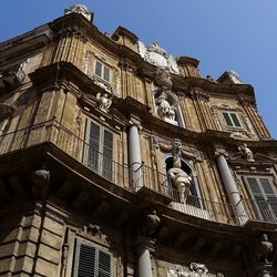 PALERMO. Fotografie di Giulio Azzarello &copy;2022.