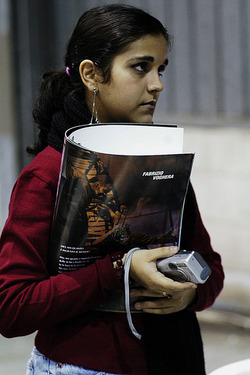 NOTREDAM de PARIS con giovani artisti. Fotografie di Giulio Azzarello ©2014. NOTREDAM de PARIS con giovani artisti. Fotografie di Giulio Azzarello ©2014.