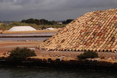 LE SALINE di Trapani in Sicilia. Fotografie di Giulio Azzarello ©2014. LE SALINE di Trapani in Sicilia. Fotografie di Giulio Azzarello ©2014.
