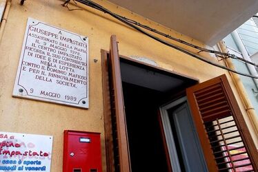 PEPPINO IMPASTATO e il suo mito. Fotografie di Giulio Azzarello ©2014.