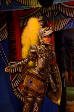 OPERA dei PUPI di Mimmo e Giacomo Cuticchio. Fotografia di Giulio Azzarello ©2020. OPERA dei PUPI di Mimmo e Giacomo Cuticchio. Fotografia di Giulio Azzarello ©2020.