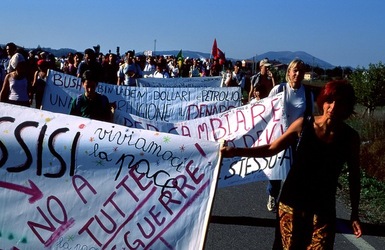 MARCIA DELLA PACE PERUGIA ASSISI fotografie di Giulio Azzarello &copy;2000 2022.