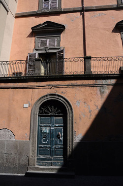 VITERBO e il suo centro storico. Fotografie di Giulio Azzarello &copy;2014.
