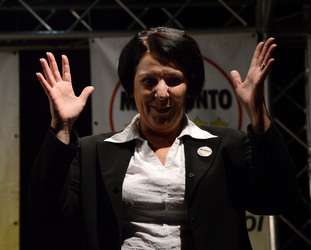 I COMIZI di BEPPE GRILLO in Sicilia a Palermo alcuni momenti. Fotografie di Giulio Azzarello &copy;2014.