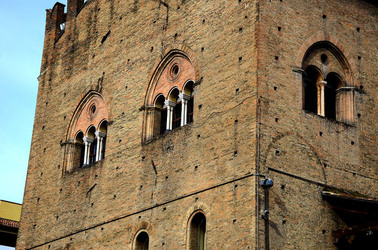 BOLOGNA centro storico. Fotografie di Giulio Azzarello ©2016. BOLOGNA centro storico. Fotografie di Giulio Azzarello ©2016.