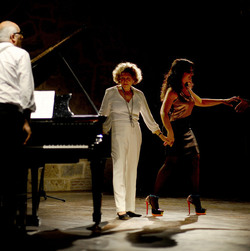 JAZZ spettacolo di Moschella Mulè. Fotografie di Giulio Azzarello ©2016. JAZZ spettacolo di Moschella Mulè. Fotografie di Giulio Azzarello ©2016.