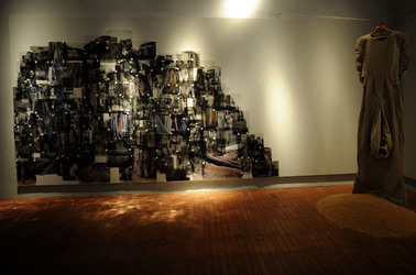 Installazione di Anne Clemence DeGrollee alla GAM di Palermo. Fotografie di Giulio Azzarello ©2017. Installazione di Anne Clemence DeGrollee alla GAM di Palermo. Fotografie di Giulio Azzarello ©2017.