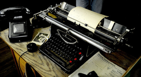 IL MUSEO SCHINDLER a Cracovia. Fotografie di Giulio Azzarello ©2016. IL MUSEO SCHINDLER a Cracovia. Fotografie di Giulio Azzarello ©2016.