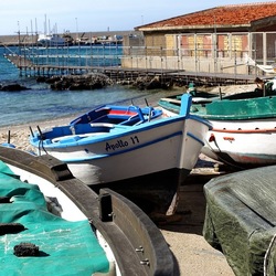 BARCHE. Fotografie di Giulio Azzarello ©2022.