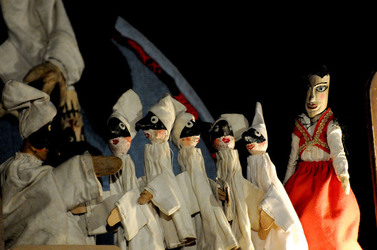 BRUNO LEONE e il suo Pulcinella spettacolo. Fotografie di Giulio Azzarello ©2014. BRUNO LEONE e il suo Pulcinella spettacolo. Fotografie di Giulio Azzarello ©2014.