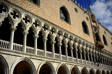 PIAZZA SAN MARCO A VENEZIA fotografie di Giulio Azzarello &copy;2016.