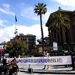 TEATRANTI che manifestano. Fotografie di Giulio Azzarello ©2020. TEATRANTI che manifestano. Fotografie di Giulio Azzarello ©2020.
