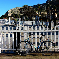 MONDELLO di inverno. Fotografie di Giulio Azzarello &copy;2016.