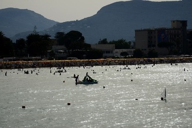MONDELLO. Fotografe di Giulio Azzarello &copy;2023.