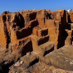 BARCARELLO. Fotografie di Giulio Azzarello ©2022. BARCARELLO. Fotografie di Giulio Azzarello ©2022.