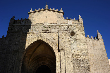 ERICE e il suo QUARTIERE SPAGNOLO.Fotografie di Giulio Azzarello &copy;2014.