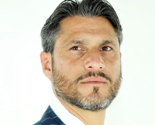 ROBERTO BONURA attore italiano. Fotografie di Giulio Azzarello &copy;2016.